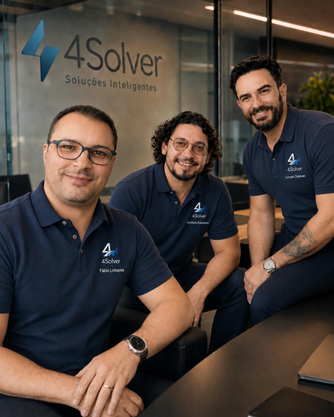 Fábio Linhares, Cristiano Estumano e Luryan Delevati, equipe da 4Solver